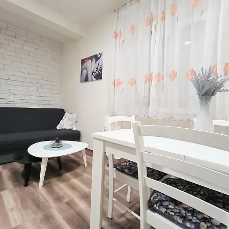 Dream Apt * Σπλιτ